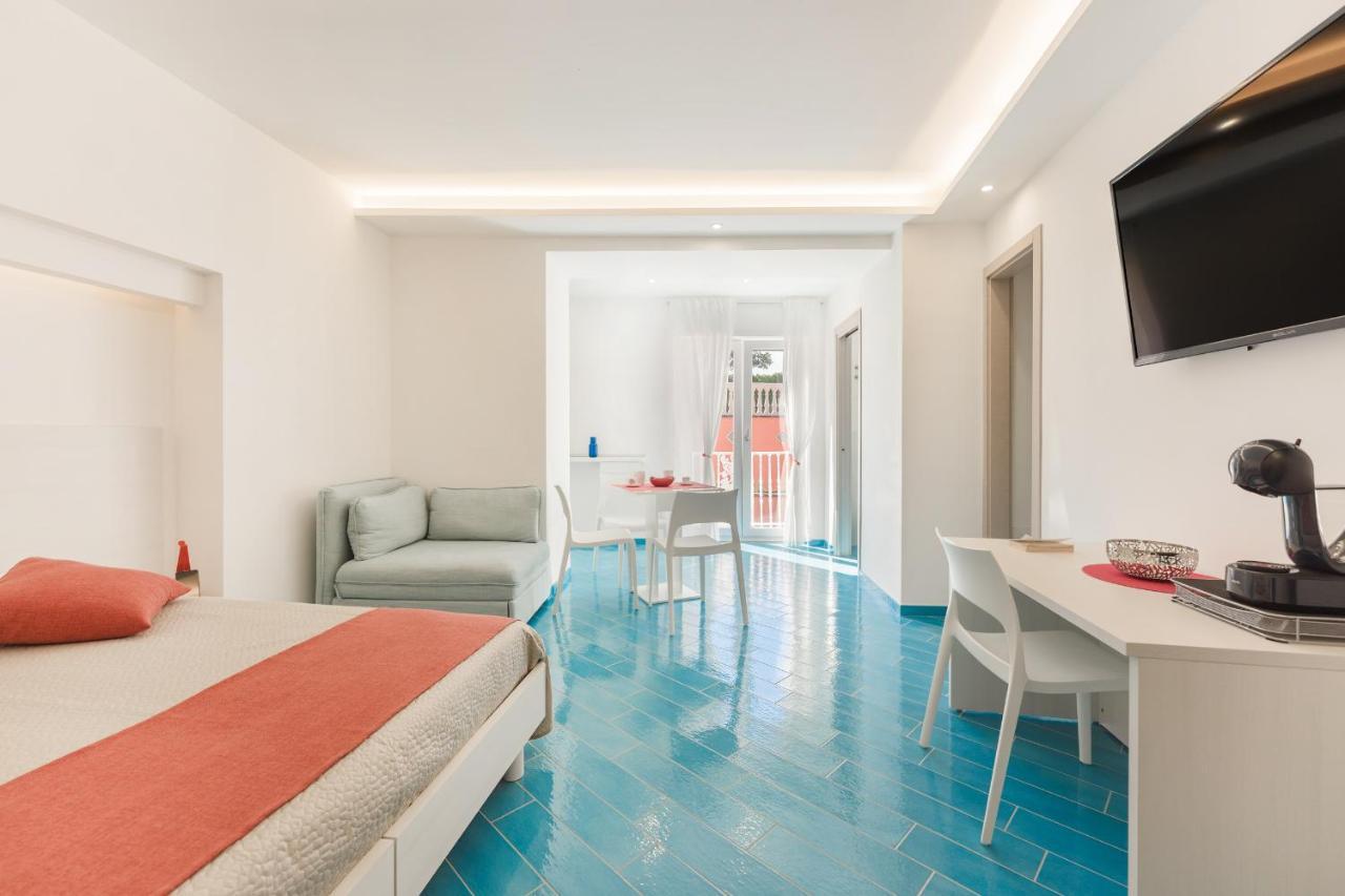 Il Corallo Residence โปรชิดา ภายนอก รูปภาพ