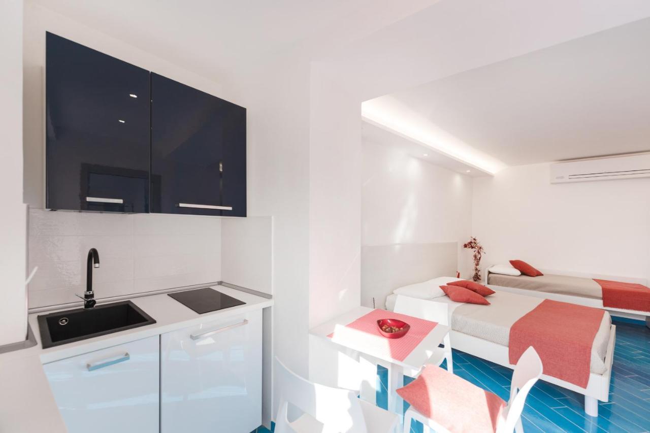 Il Corallo Residence โปรชิดา ภายนอก รูปภาพ